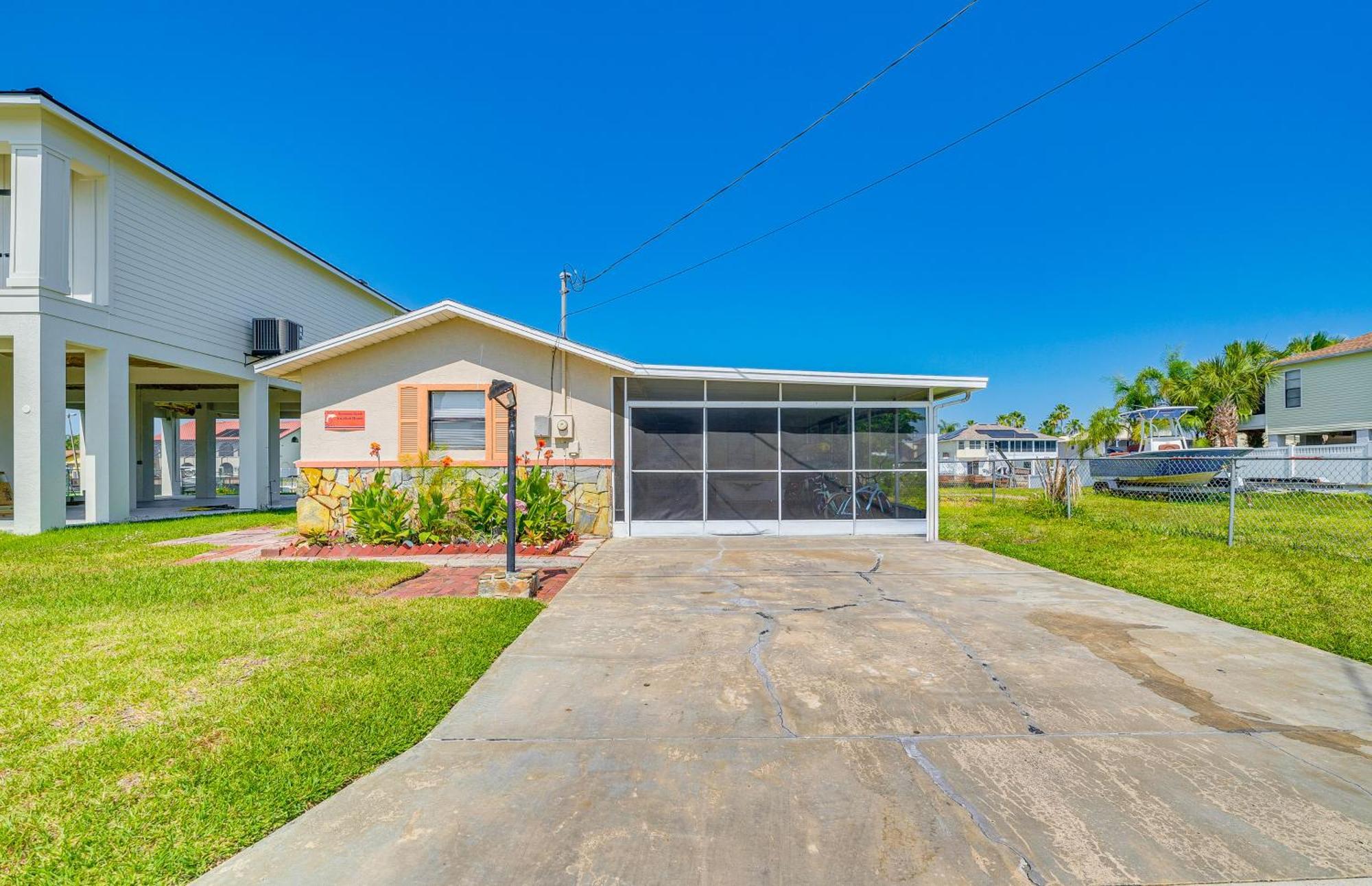 Waterfront Hernando Beach Home With Dock And Hot Tub! ภายนอก รูปภาพ